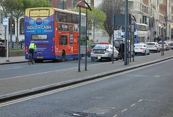 traffic-headrow