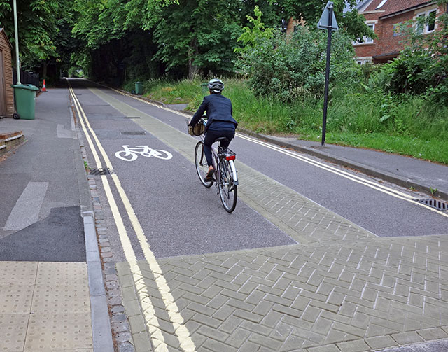 cycling hill cyclist-up-hill