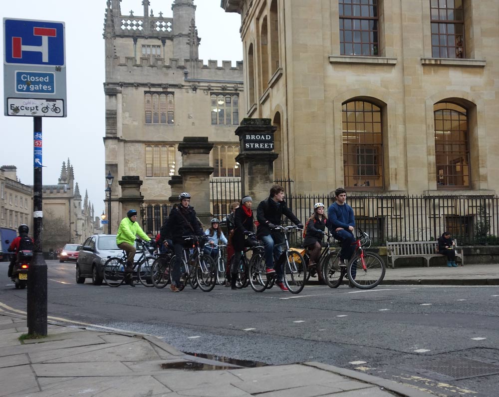 _cyclists-