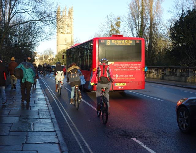 pothole-bus-mag
