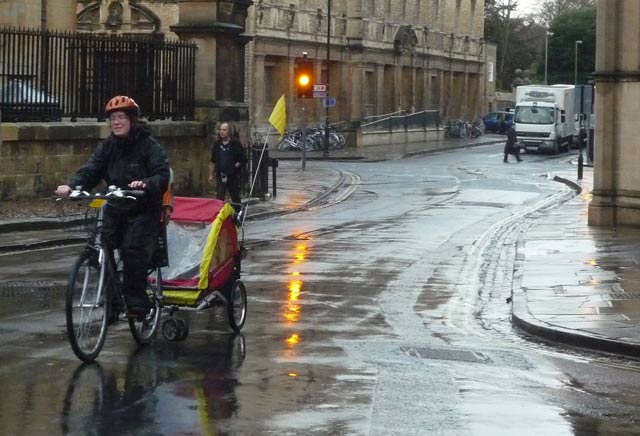 rain-buggy-carriage