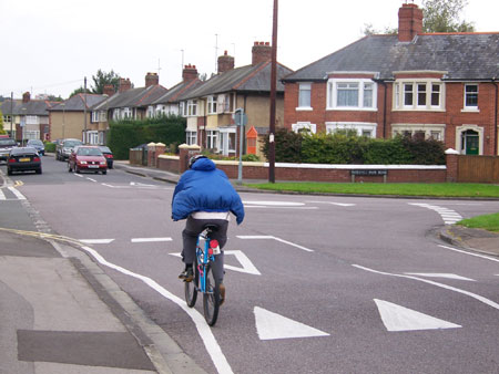 bike-mini-roundabout