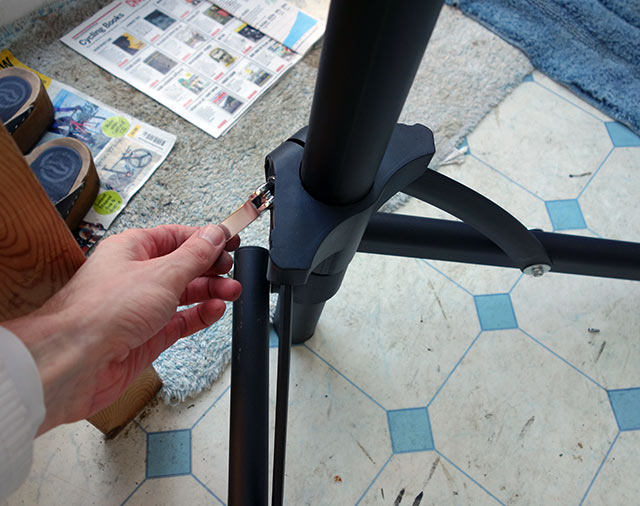 bike-stand-lever