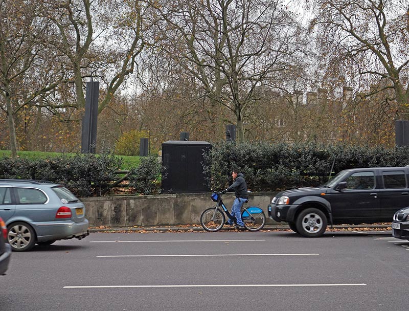 boris-bike-roundabout