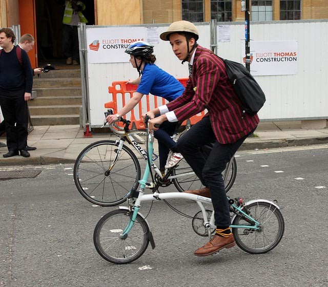 smart-blazer-on-brompton