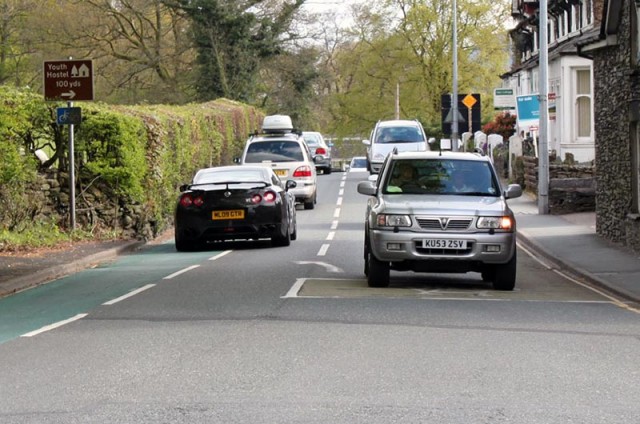 cycle-paths-ambleside-big-cars