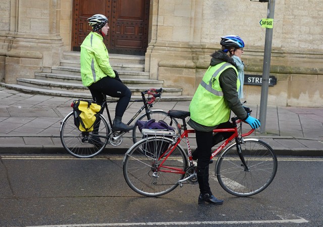 panniers-waiting-cyclists