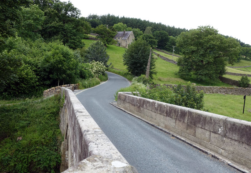 barden-bridge-wharfedale-yorkshire