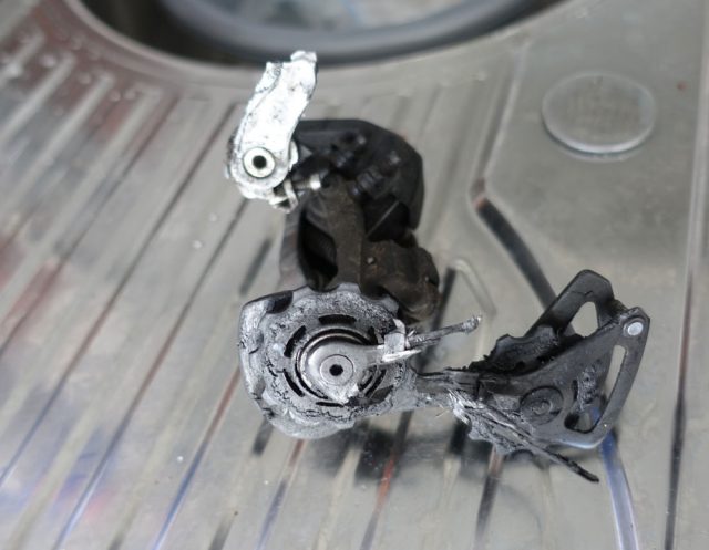 rear-mech-broken-5