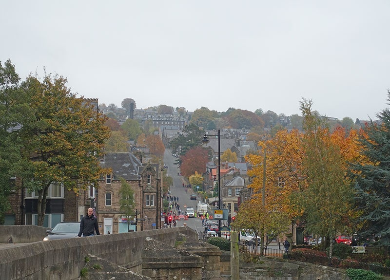 Bank road from distance